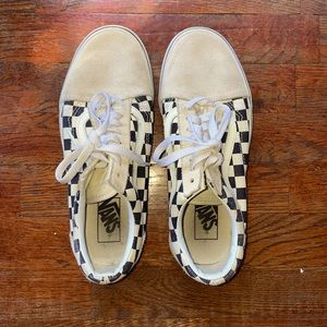 Vans Off White & Black Checkered Sneaker